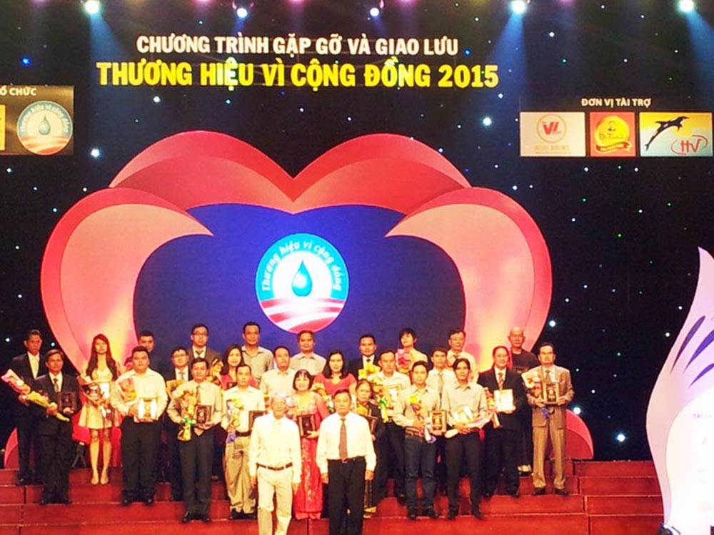 VietABank vinh dự được vinh danh Thương hiệu vì cộng đồng 2015